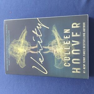 Verity by Colleen Hoover